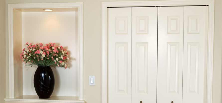 residential closet door repair in Kissimmee